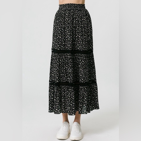 Beautiful flower gauze tiered skirt - Picture 2 of 4